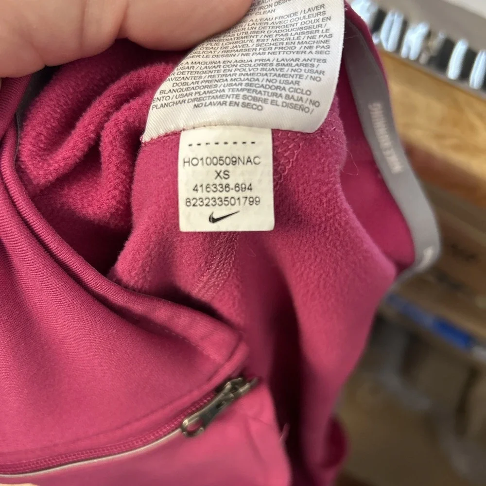 Nike Jacket Womens XS Pink Livestrong Dri Fit Track Running Full Zip 416336-694